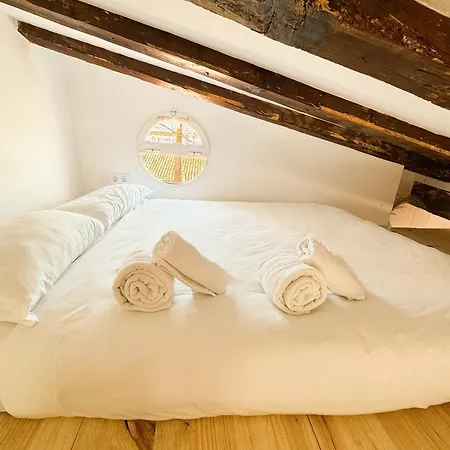 Atico Con Terraza Cerca De La Plaza De La Virgen Apartament Walencja